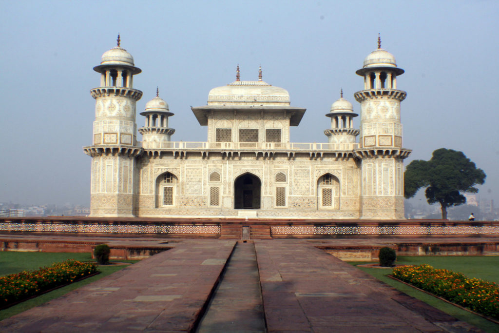 How to Plan Your Taj Mahal Trip in Agra